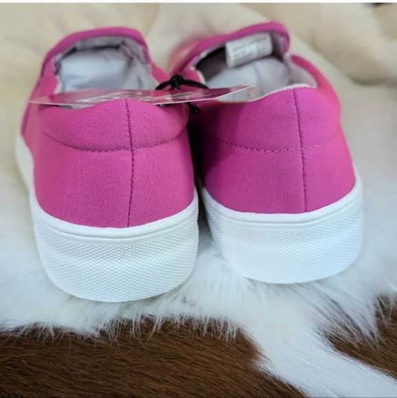 π π’ Last Pair..π’ Barbie Canvas Sneakers - Picture 8 of 11